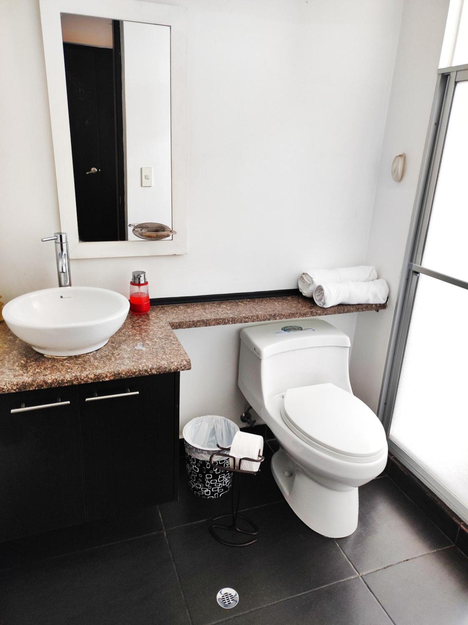 Coliving Ecuador Apartamentos Sector Swiss Hotel Quito Bagian luar foto